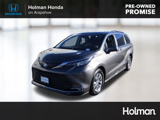 2023 Toyota Sienna XLE