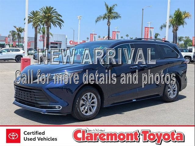 2023 Toyota Sienna XLE