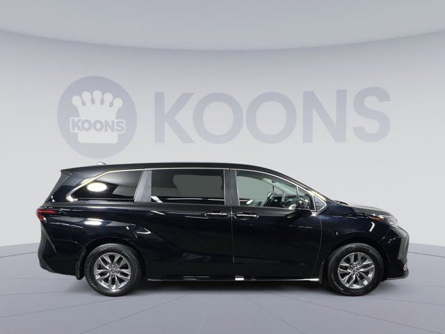 2023 Toyota Sienna XLE