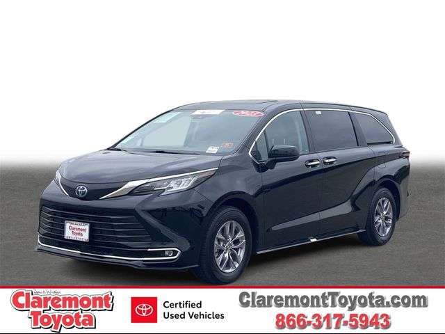 2023 Toyota Sienna XLE