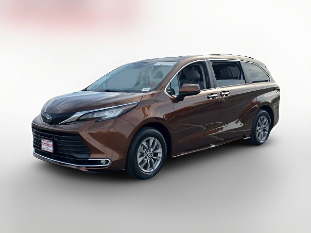 2023 Toyota Sienna XLE