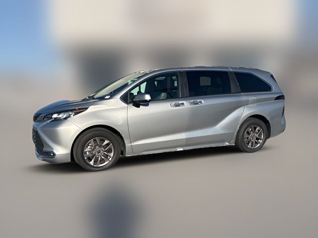 2023 Toyota Sienna XLE