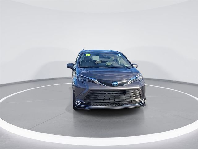 2023 Toyota Sienna XLE