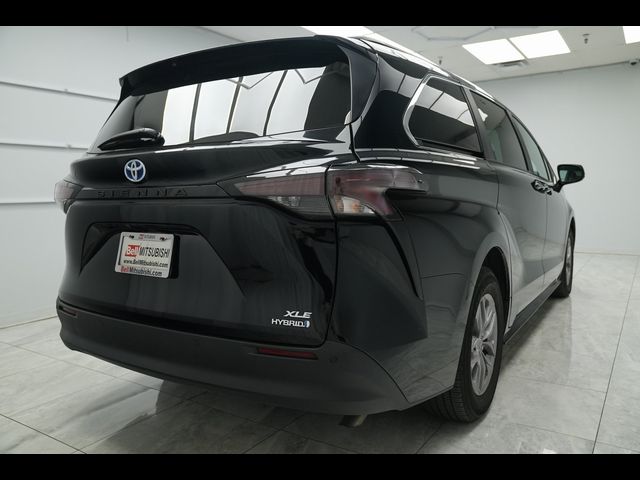 2023 Toyota Sienna XLE