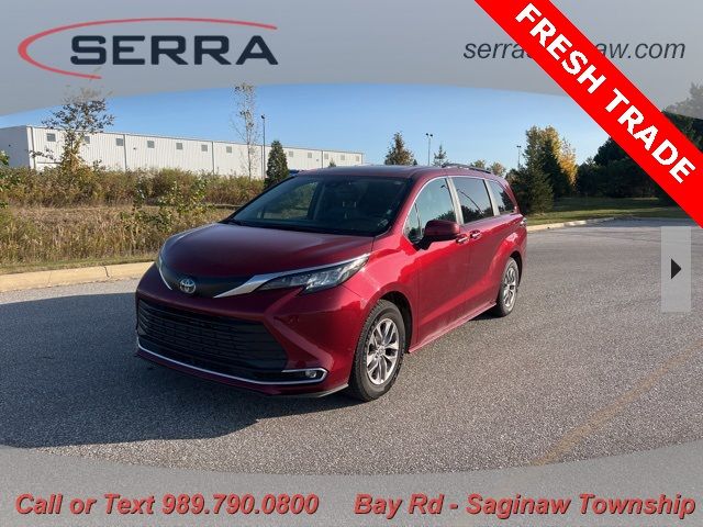 2023 Toyota Sienna XLE