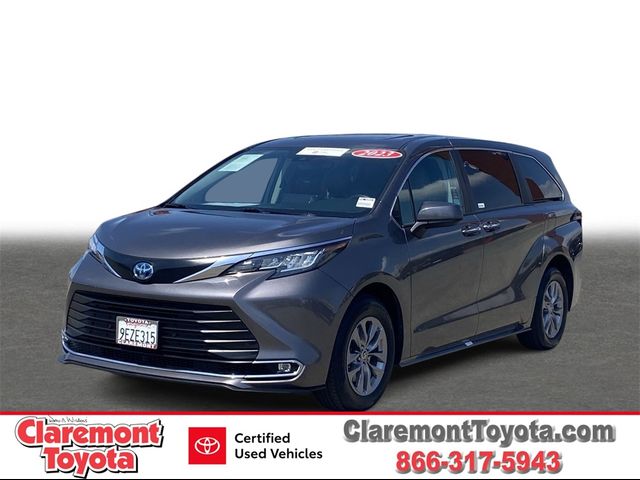 2023 Toyota Sienna XLE