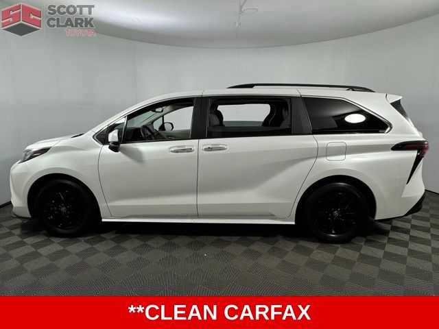 2023 Toyota Sienna XLE
