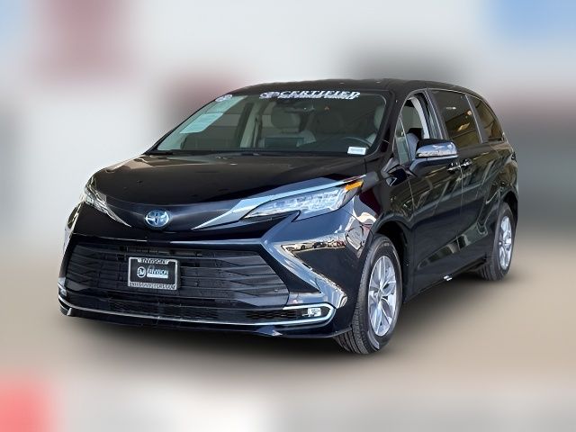 2023 Toyota Sienna XLE