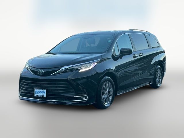 2023 Toyota Sienna XLE