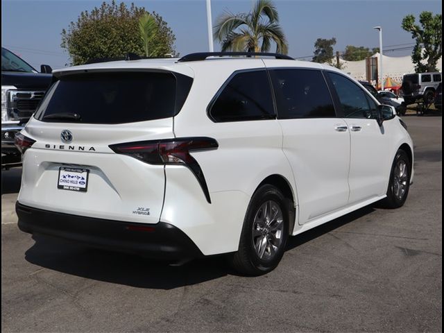 2023 Toyota Sienna XLE