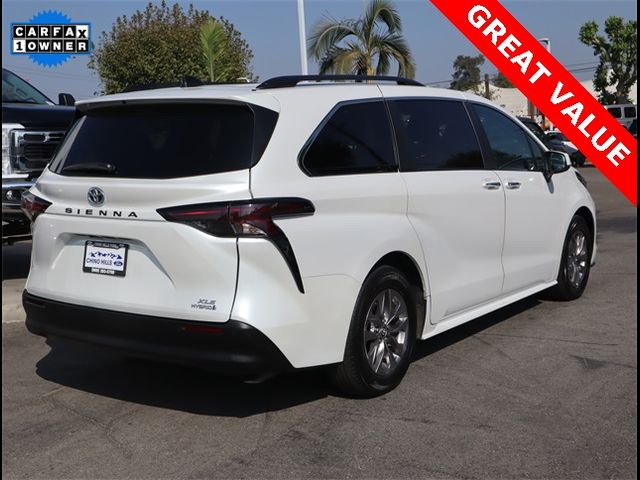 2023 Toyota Sienna XLE