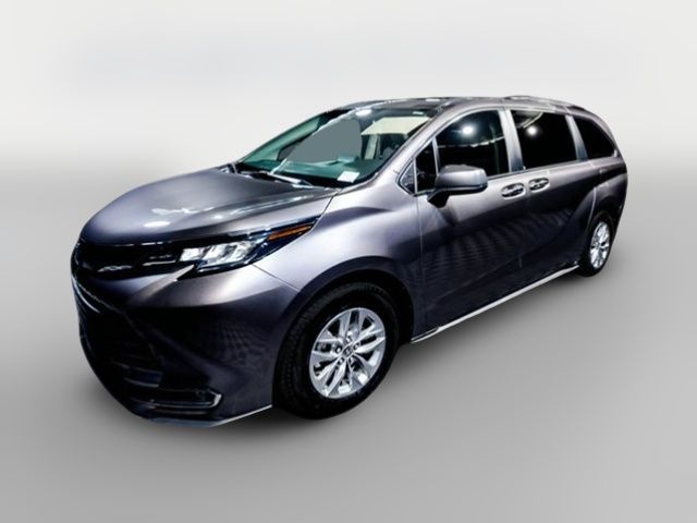 2023 Toyota Sienna XLE