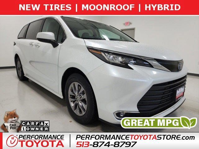 2023 Toyota Sienna XLE