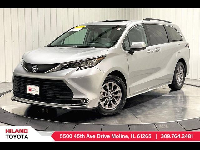 2023 Toyota Sienna XLE