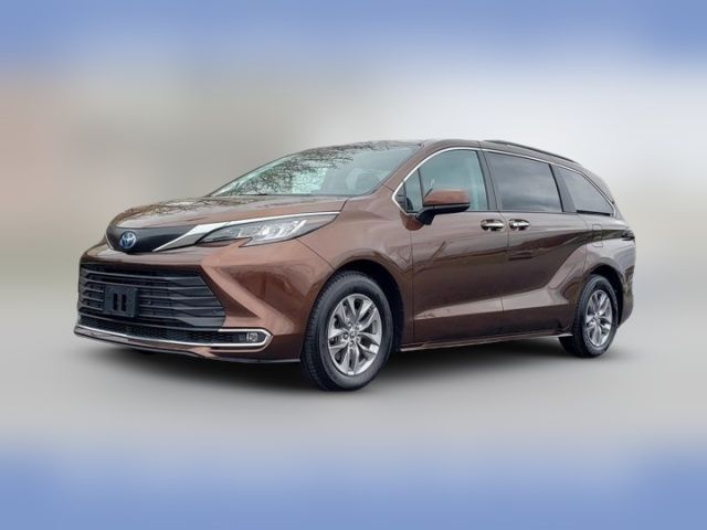 2023 Toyota Sienna XLE