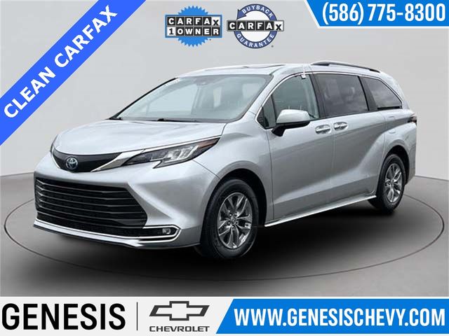 2023 Toyota Sienna XLE