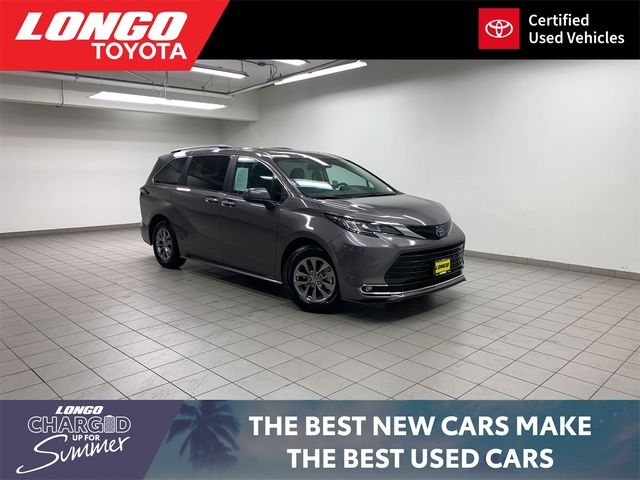 2023 Toyota Sienna XLE