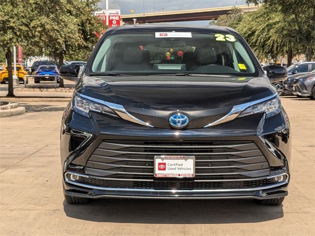 2023 Toyota Sienna XLE