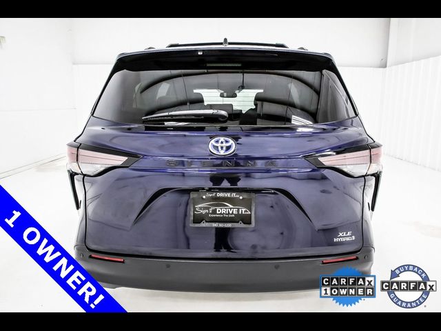 2023 Toyota Sienna XLE