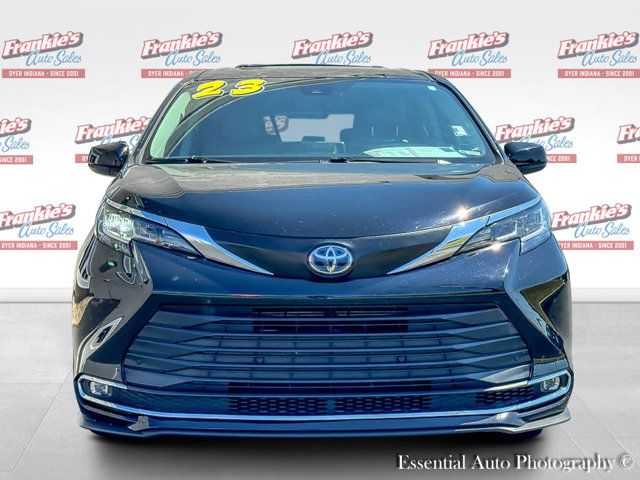 2023 Toyota Sienna XLE