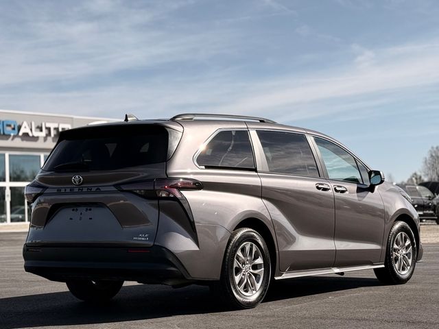 2023 Toyota Sienna XLE