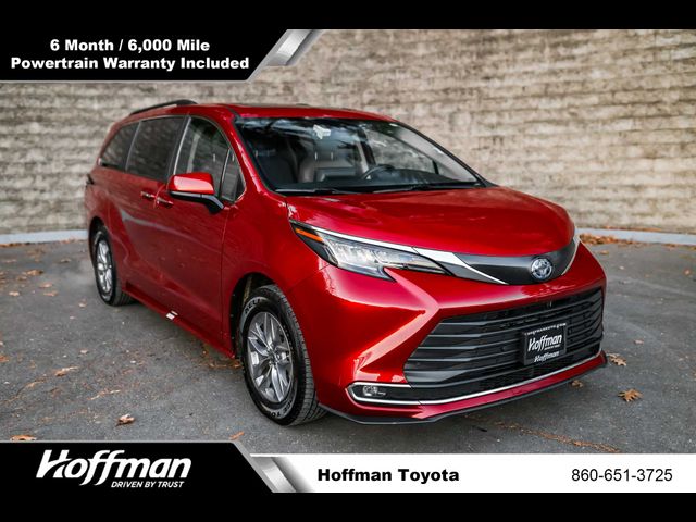 2023 Toyota Sienna XLE