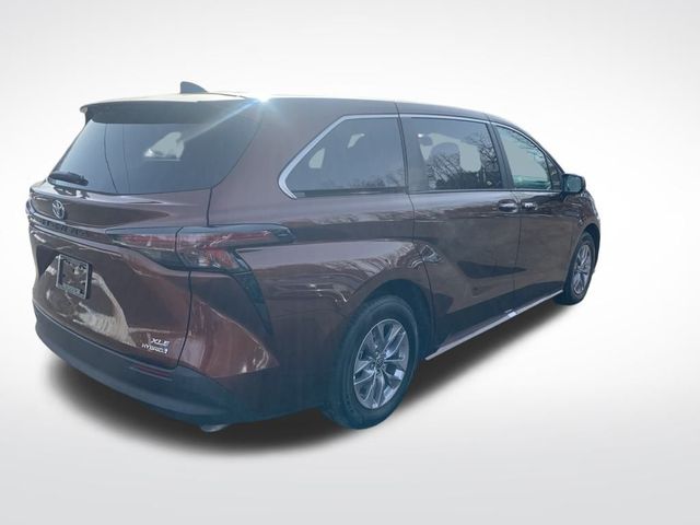 2023 Toyota Sienna XLE