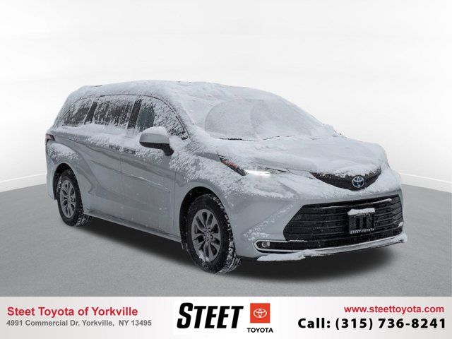 2023 Toyota Sienna XLE