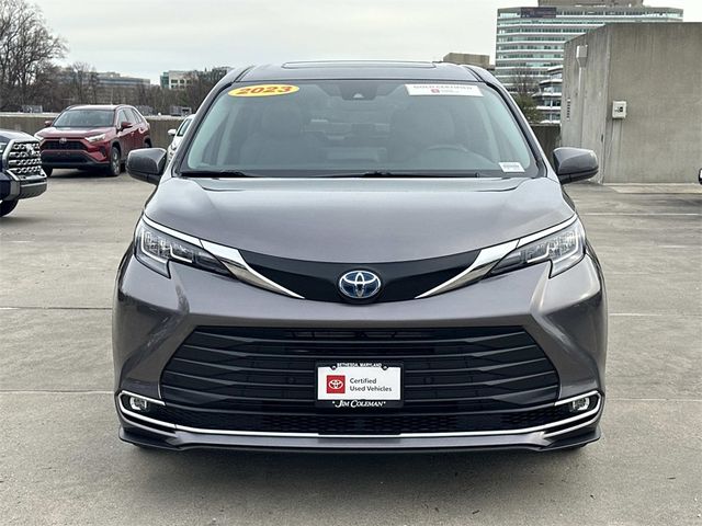 2023 Toyota Sienna XLE