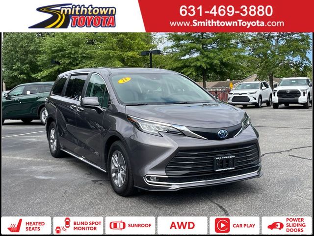 2023 Toyota Sienna XLE