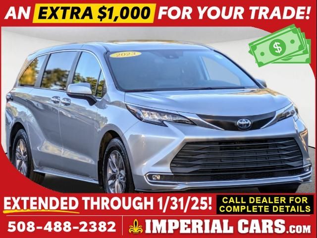 2023 Toyota Sienna XLE