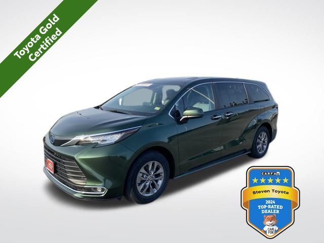 2023 Toyota Sienna XLE