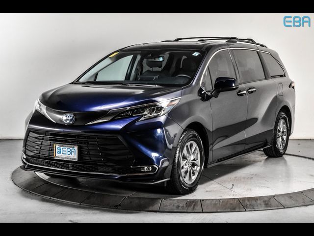 2023 Toyota Sienna XLE