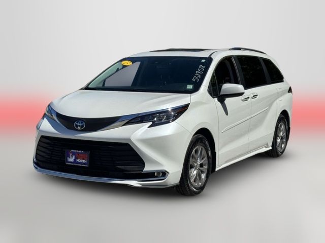 2023 Toyota Sienna XLE
