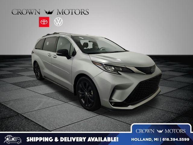 2023 Toyota Sienna XSE 25th Anniversary