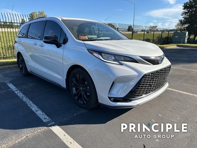 2023 Toyota Sienna XSE 25th Anniversary