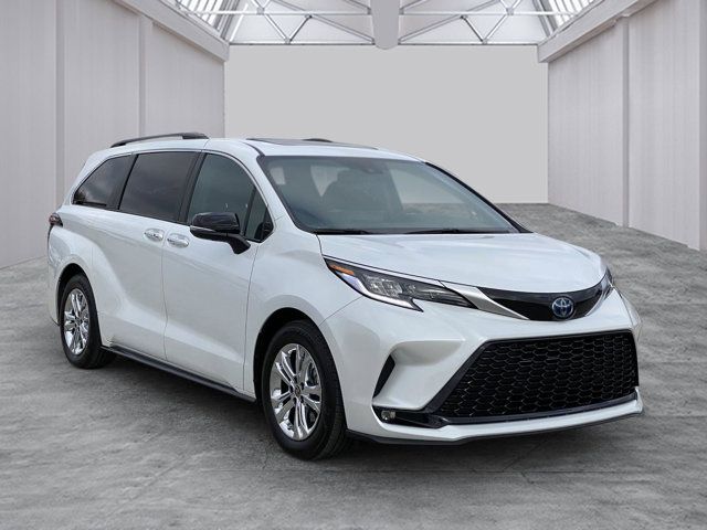 2023 Toyota Sienna XSE 25th Anniversary