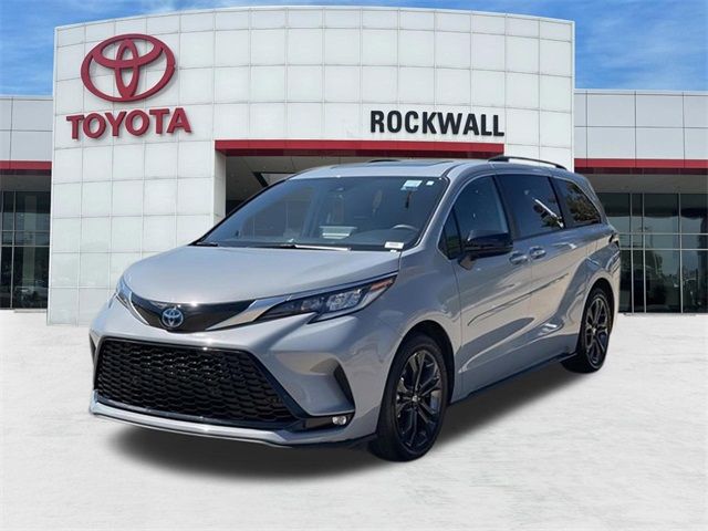 2023 Toyota Sienna XSE