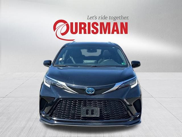 2023 Toyota Sienna XSE