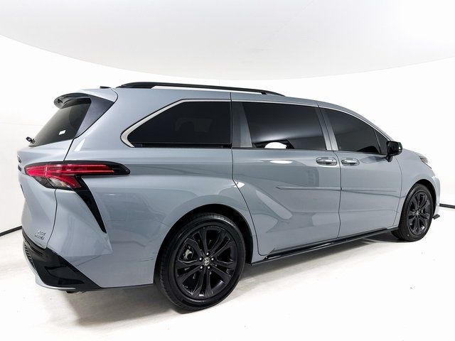 2023 Toyota Sienna XSE