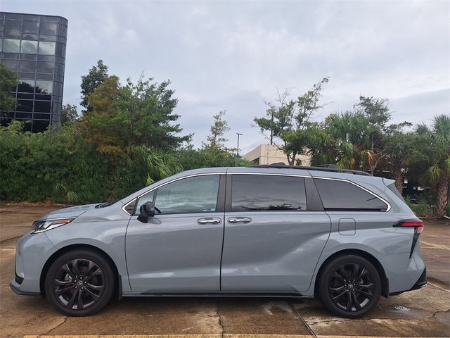 2023 Toyota Sienna XSE