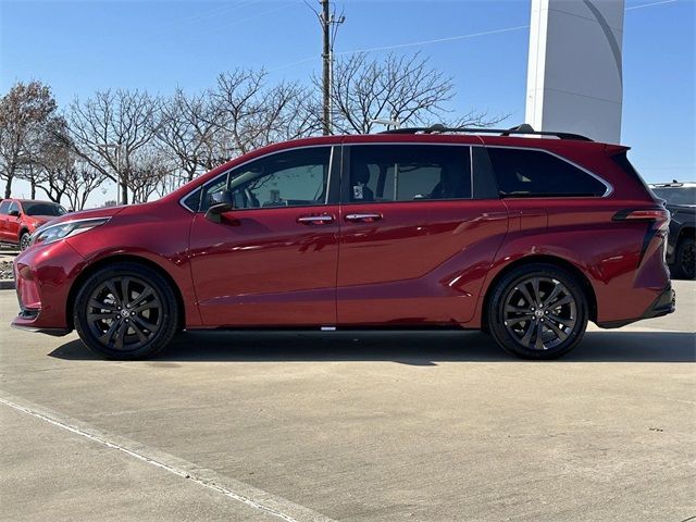 2023 Toyota Sienna XSE