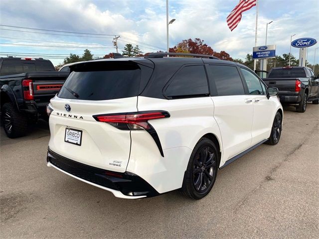 2023 Toyota Sienna XSE