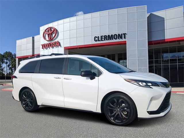 2023 Toyota Sienna XSE