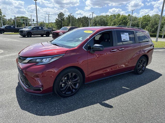 2023 Toyota Sienna XSE