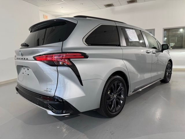 2023 Toyota Sienna XSE