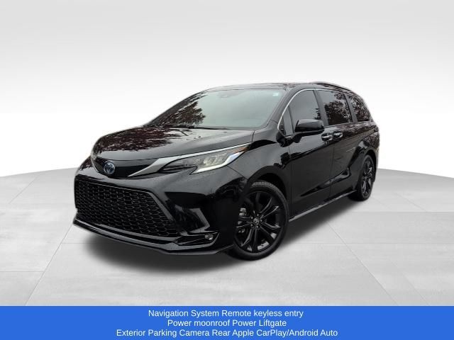 2023 Toyota Sienna XSE