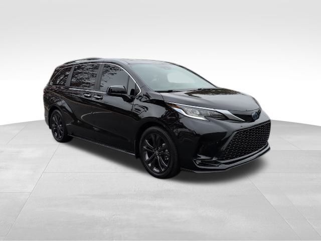 2023 Toyota Sienna XSE