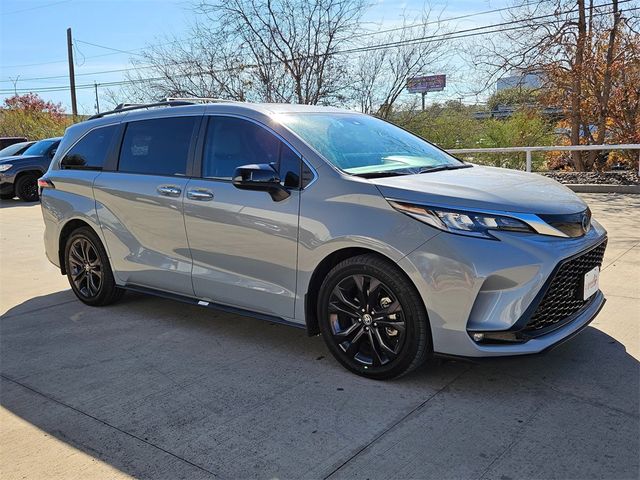 2023 Toyota Sienna XSE