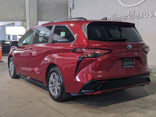 2023 Toyota Sienna XSE